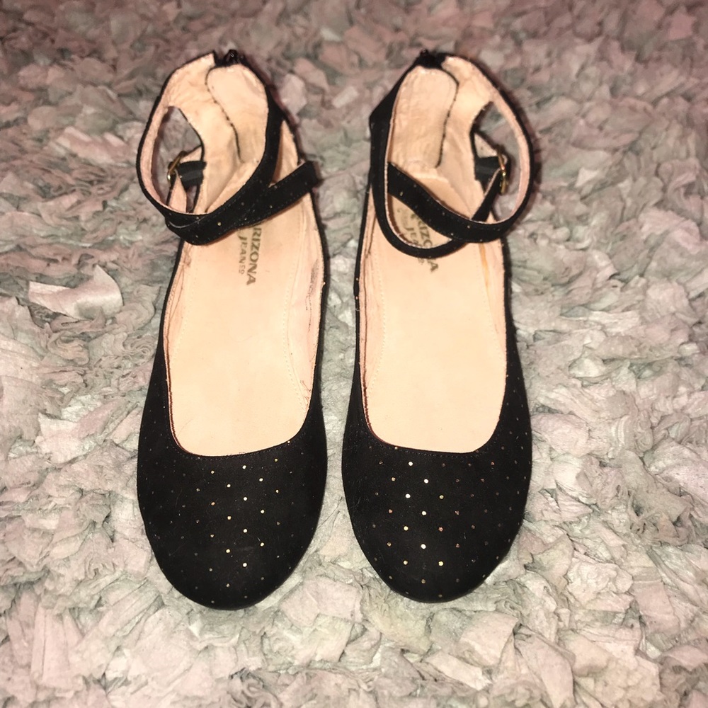 Arizona Jeans Flats Size 3 in girls